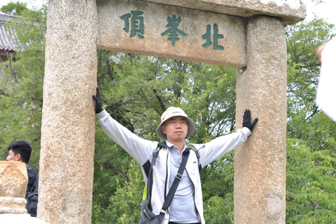 Le personnel de Xiangyi s'est réuni dans l'ancienne capitale Xi'An pour vivre le voyage millénaire de l'histoire et de la culture.