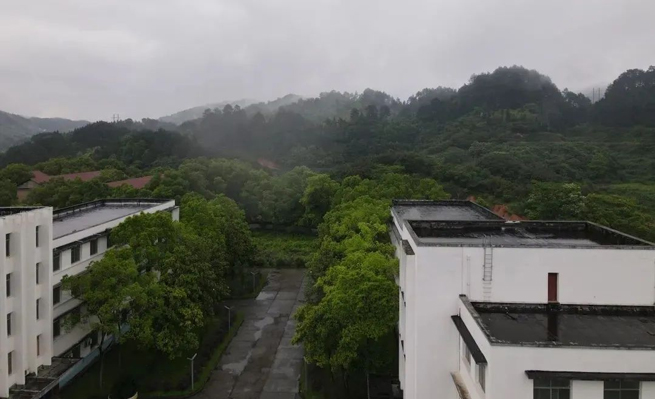 [Visite des racines] Joins tes mains avec Hongjiang, renouvelle l'amour de Xiangyi!