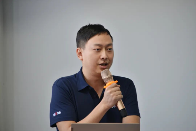 Cérémonie de remise du 10e anniversaire du personnel des anciens combattants de Xiangyi 2022