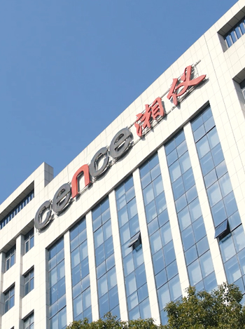 Refusant de «rester à plat», la vieille marque de fabrication de centrifugeuses par Wave Customer Service Digital Transformation